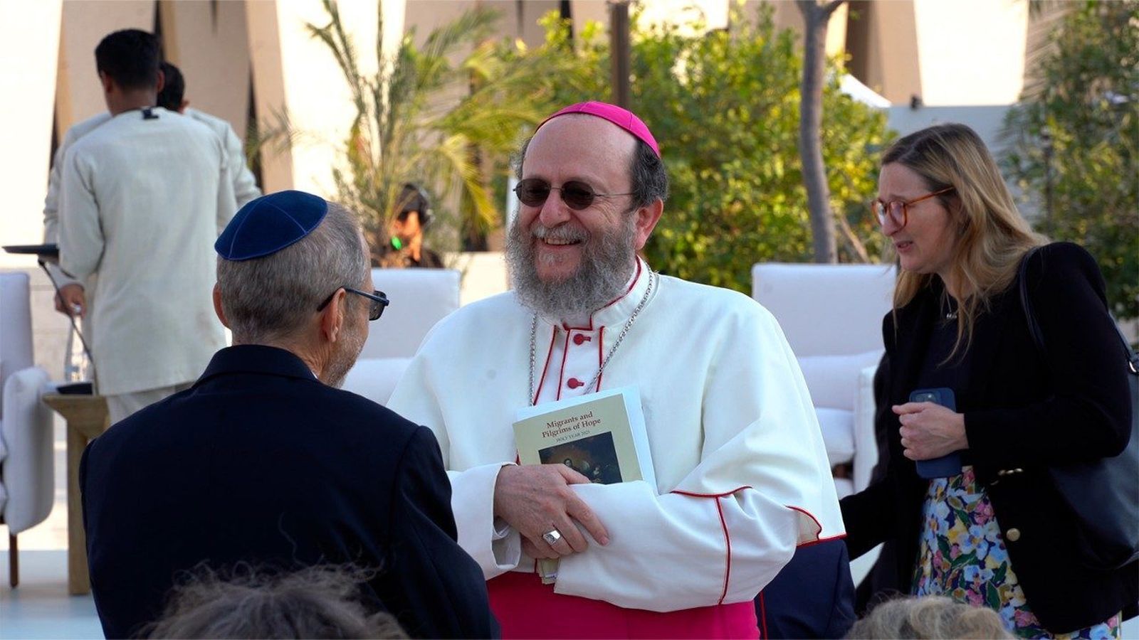 Monseñor Paolo Martinelli en Abu Dabi