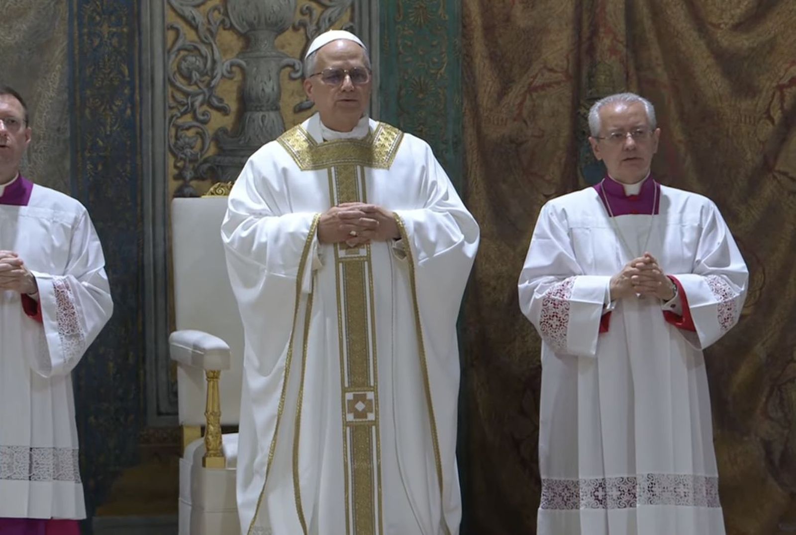 Primera misa de León XIV