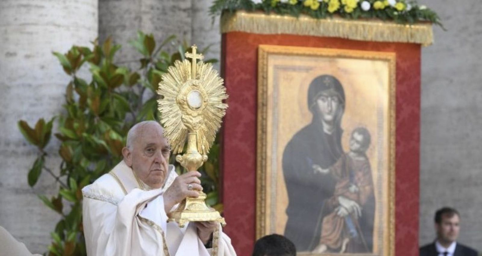 El Papa, con la Salus Populi Romani