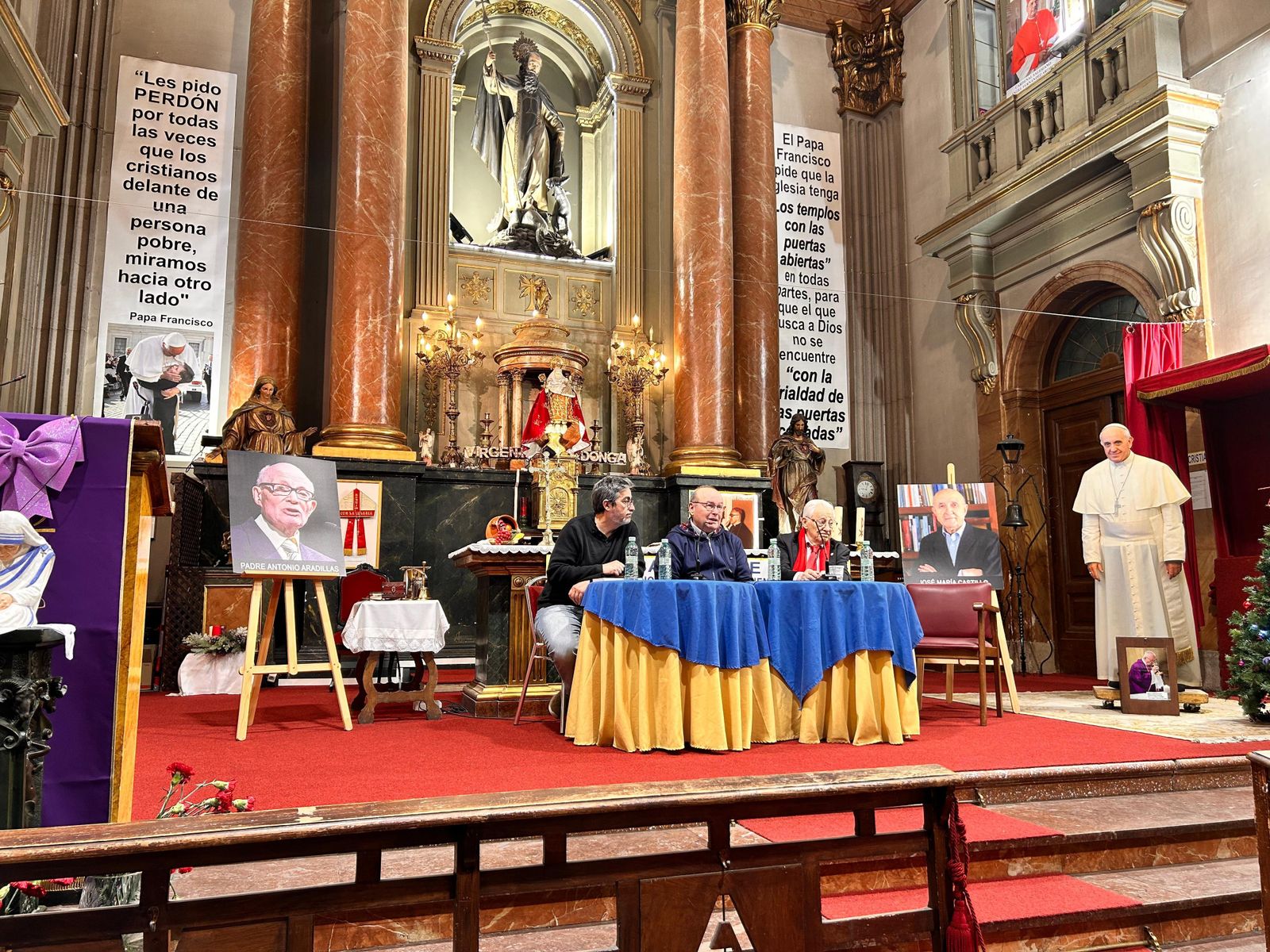 Homenaje a Aradillas y Castillo