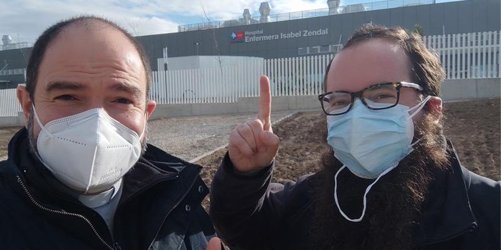 Miguel González Caballero y Javier Martín Langa, capellanes del Zendal