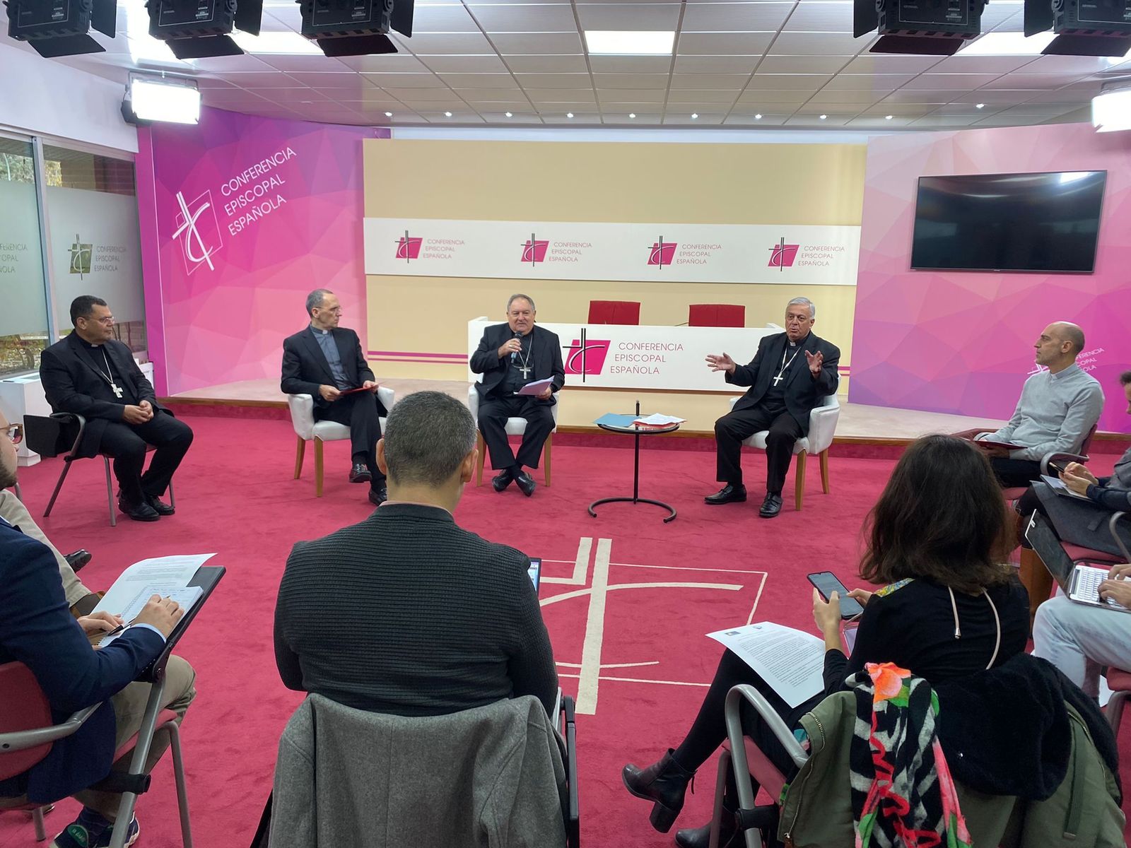 "Canarias no es una cárcel de jóvenes, Canarias es España"