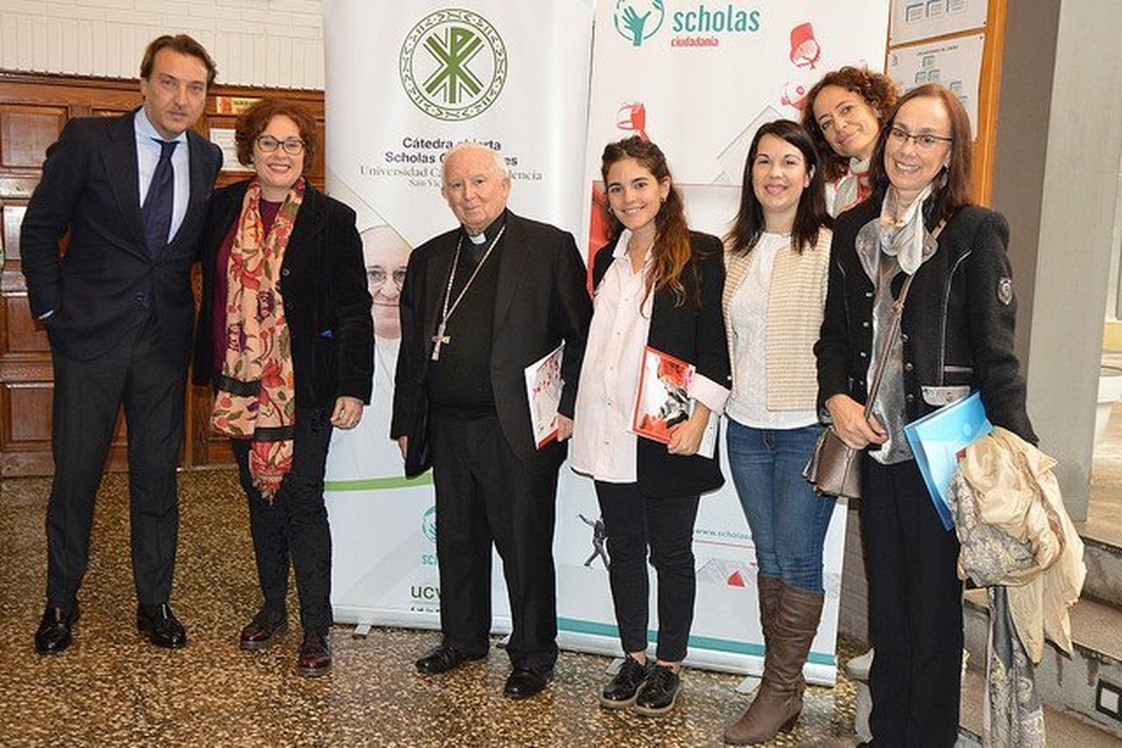 Cañizares junto a los participantes de Scholas Ciudadanía