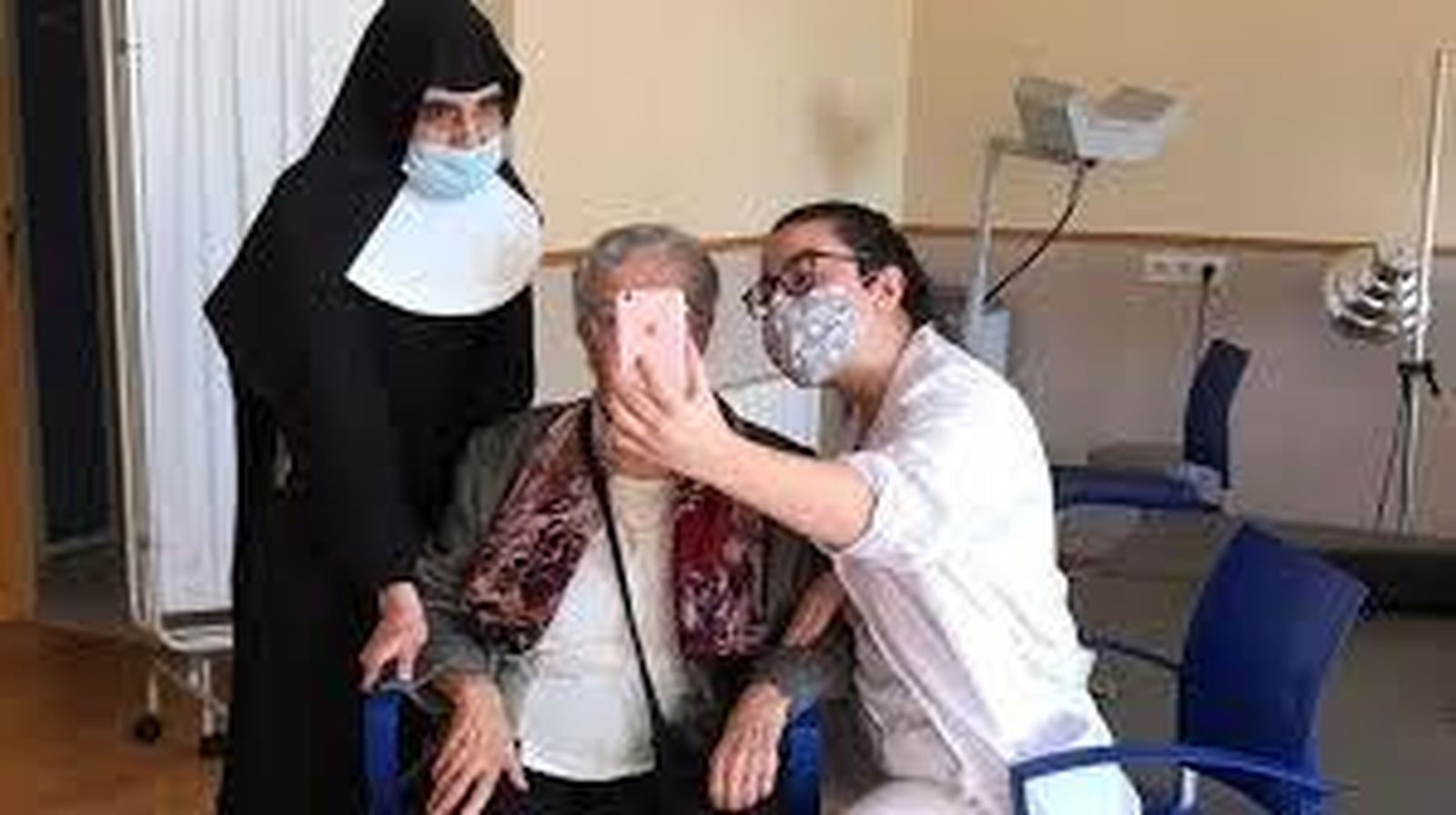 Cuidado de ancianos en tiempos de Covid.