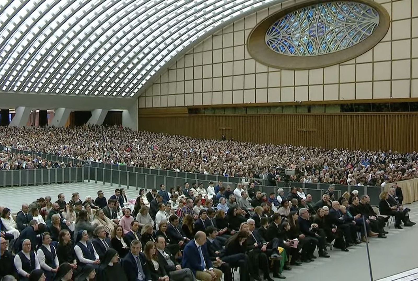 Fieles en el Aula Pablo VI durahte la audiencia general