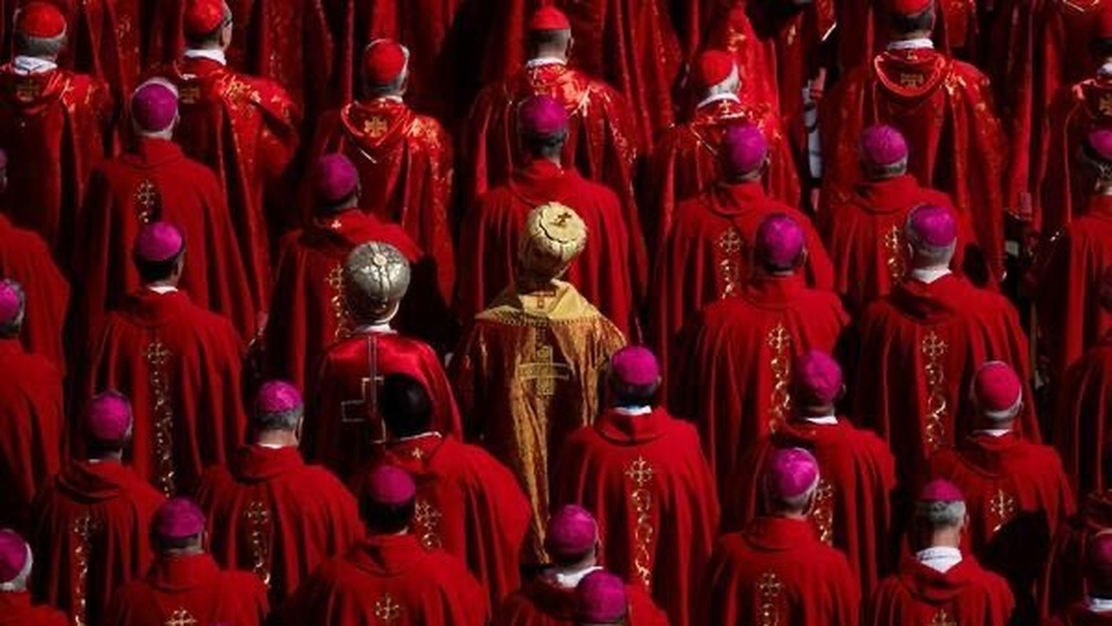 ¿Me amas...?  Ante el próximo pastor universal  de la Iglesia