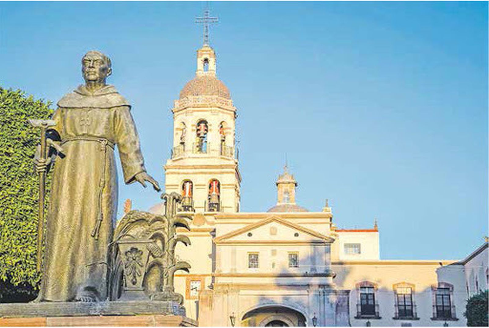 Fray Antonio Margil de Jesús, monumento en Querétaro (México)