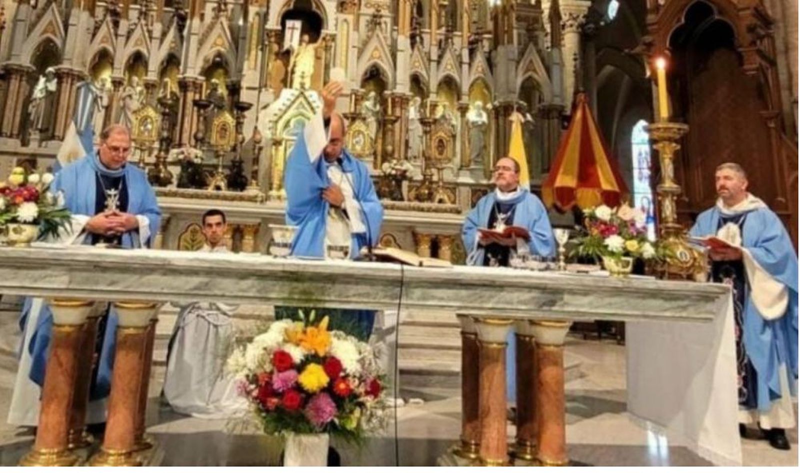 Misa de la peregrinación al Santuario de Nuestra Señora de Luján
