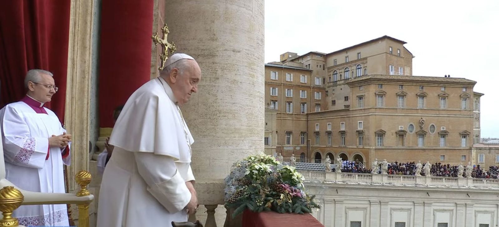 El Papa, en el balcón de la Logia central de San Pedro