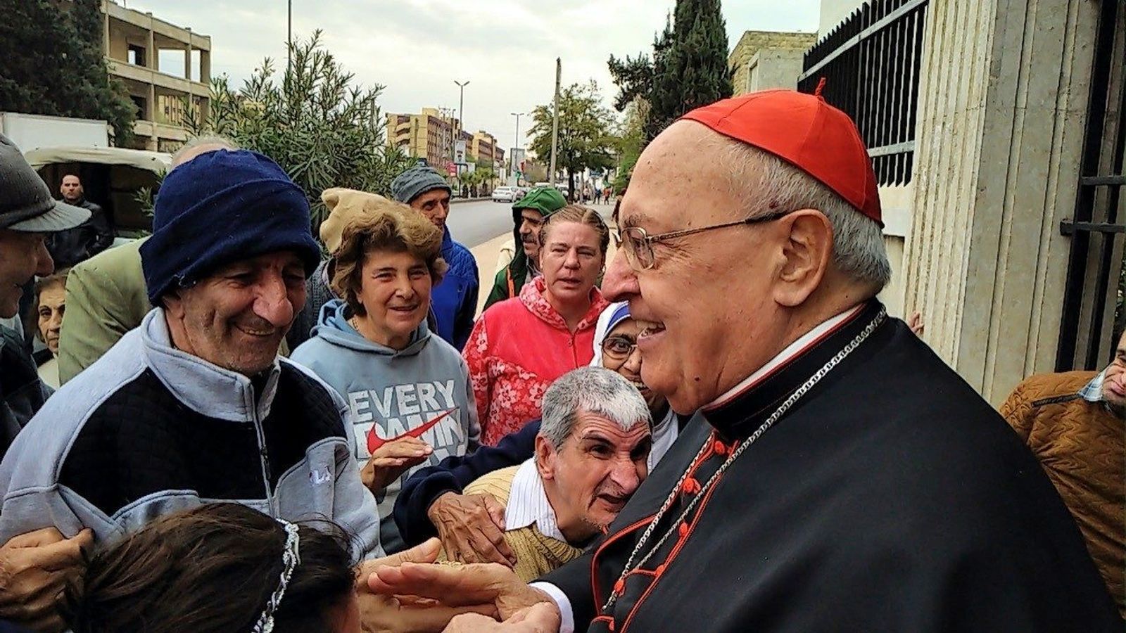 El cardenal Sandri durante su visita a Siria