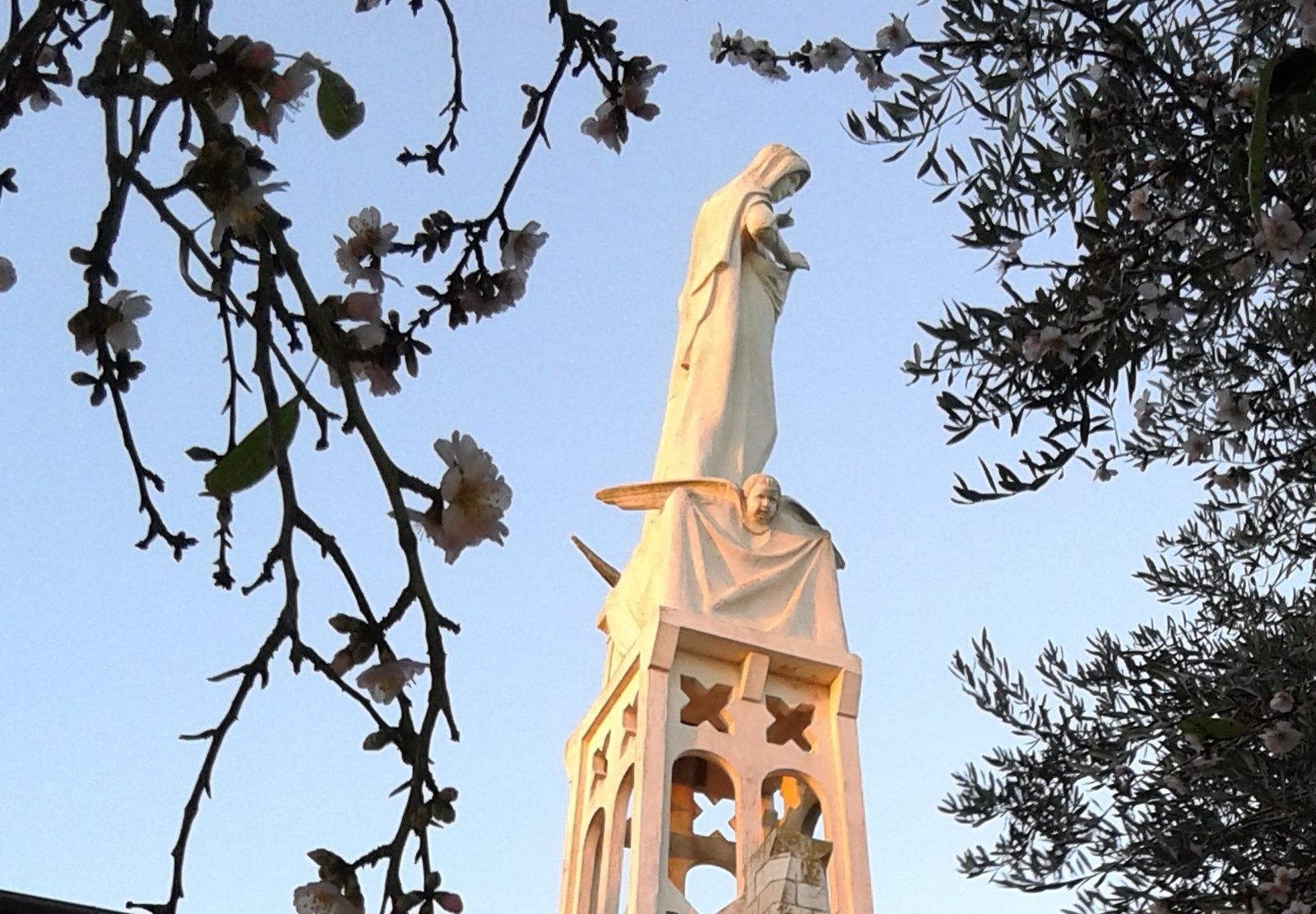 16 de mayo: Mes de María