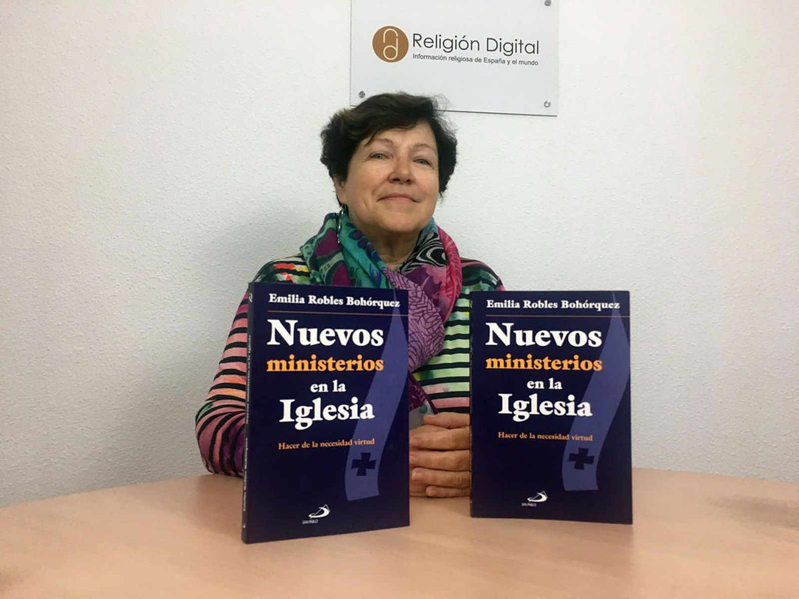 Emilia Robles Bohorquez nos presenta su nuevo libro