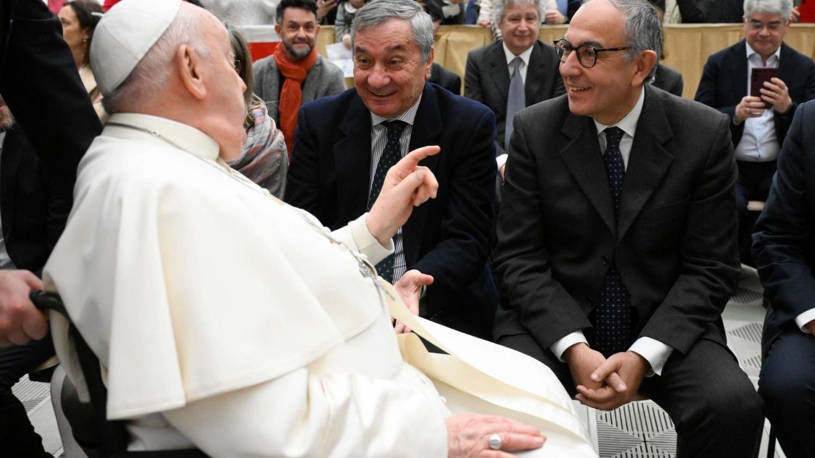 El Papa, con directivos de los medios de comunicación