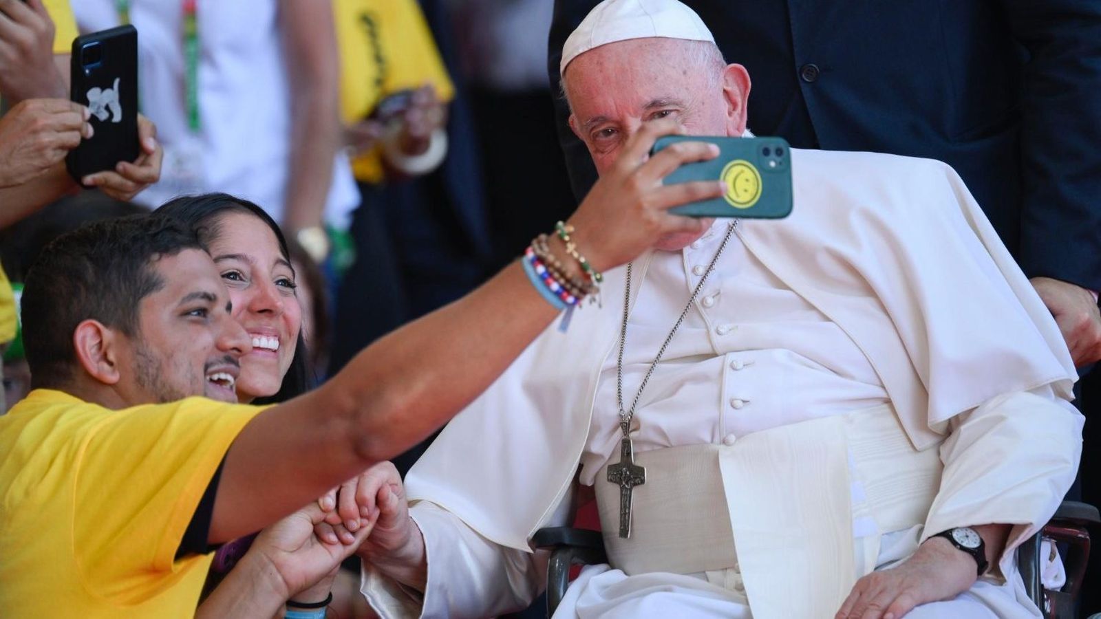 El Papa, con los voluntarios de la JMJ