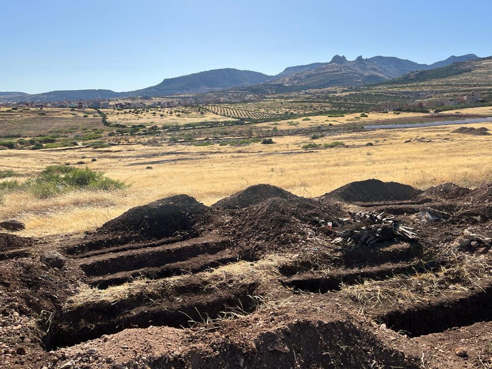 Fosas comunes en Nador