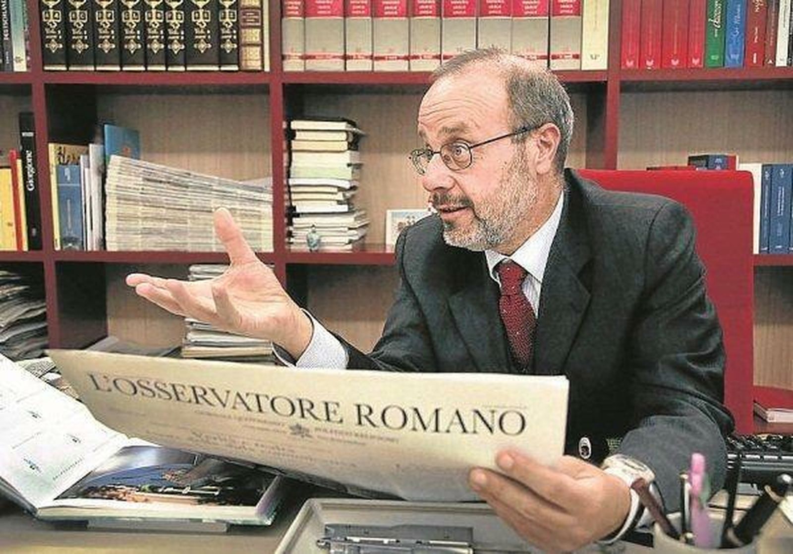 Vian, en su despacho de L'Osservatore