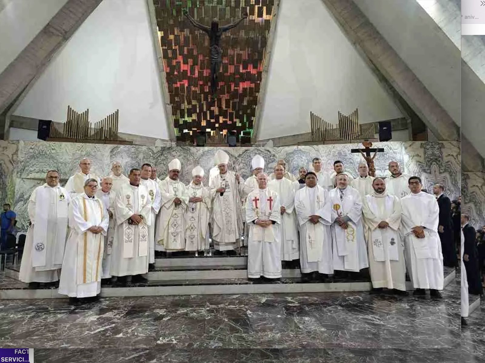 Misa por el aniversario sacerdotal del cardenal Porras