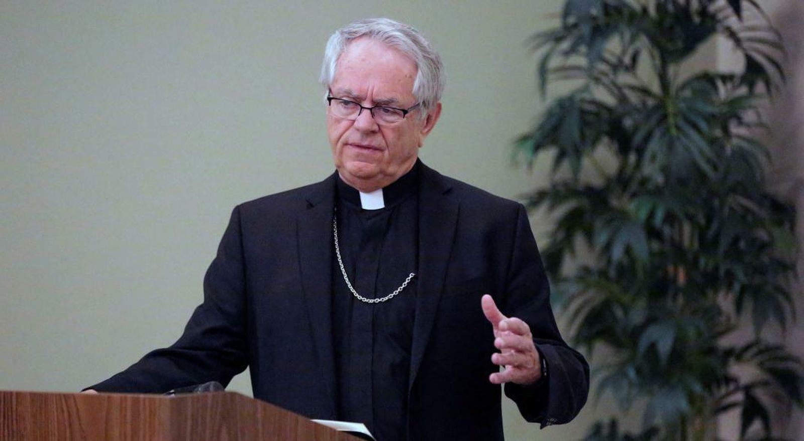 Mons. George Leo Thomas: "Quiero ofrecer una disculpa generalizada en nombre de la diócesis",