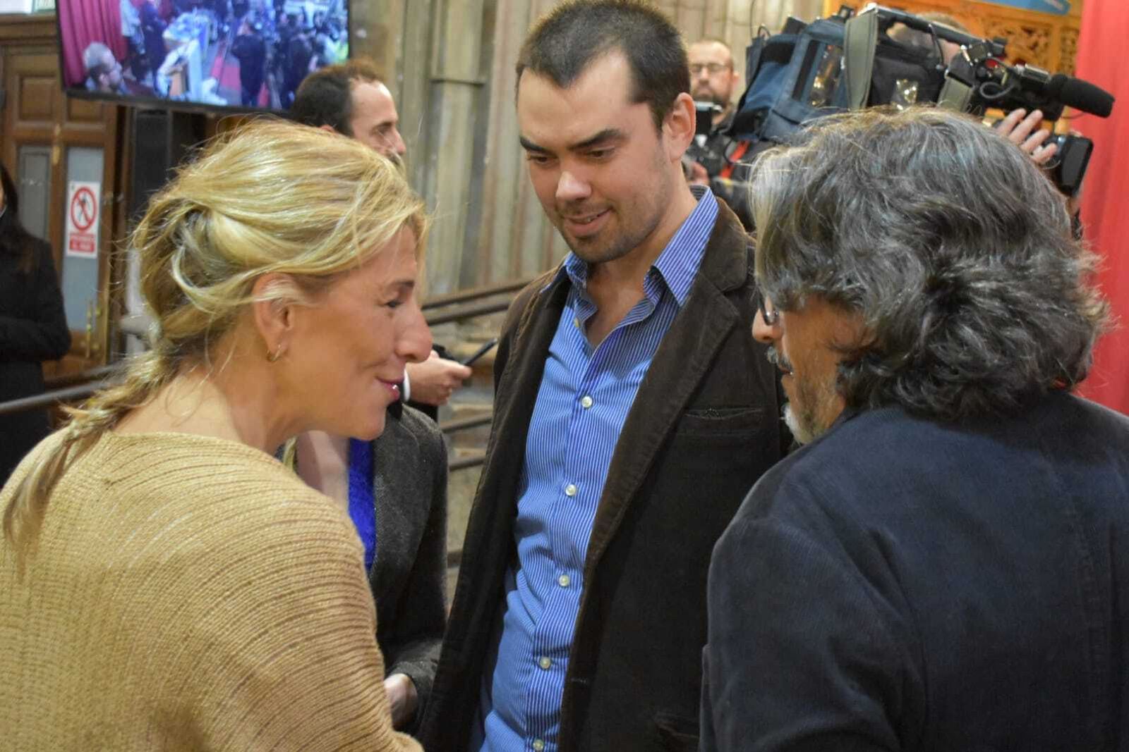 Yolanda Díaz, con Hernán Reyes y Jesús Bastante