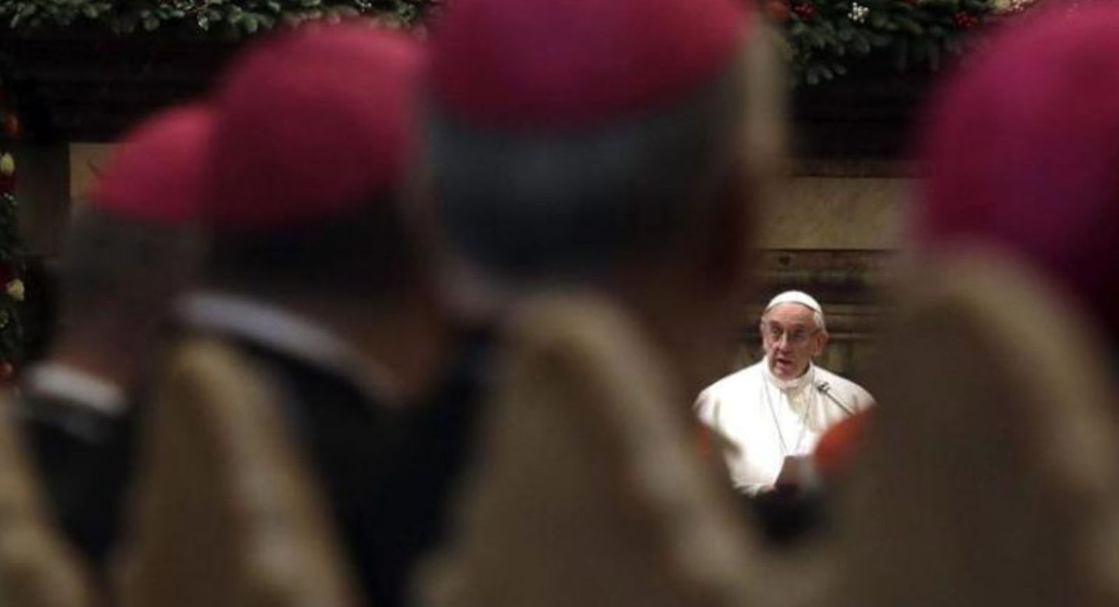 El Papa y la Curia romana