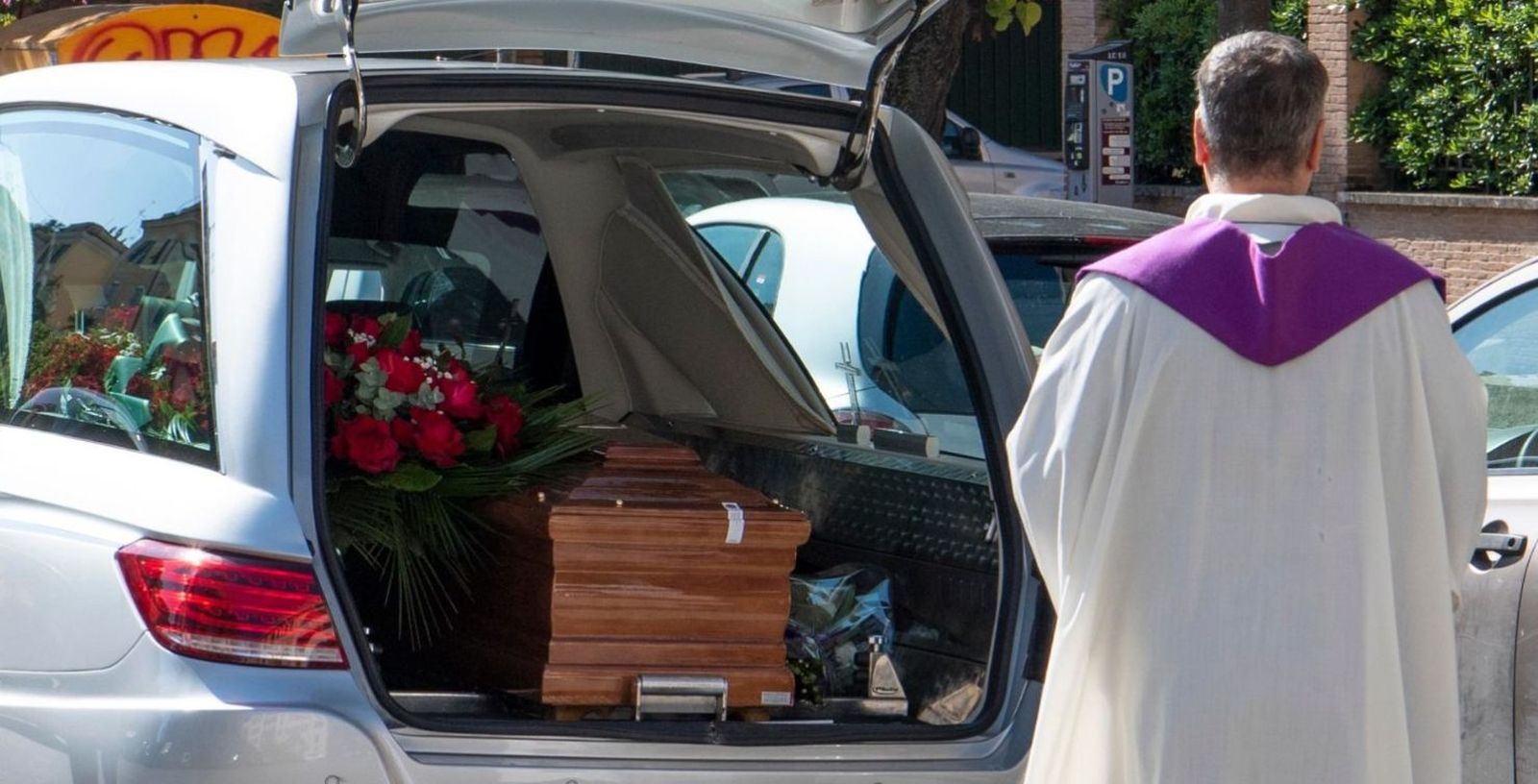 Muerte y coronavirus. Para Jesús no hay muertos olvidados. ANSA