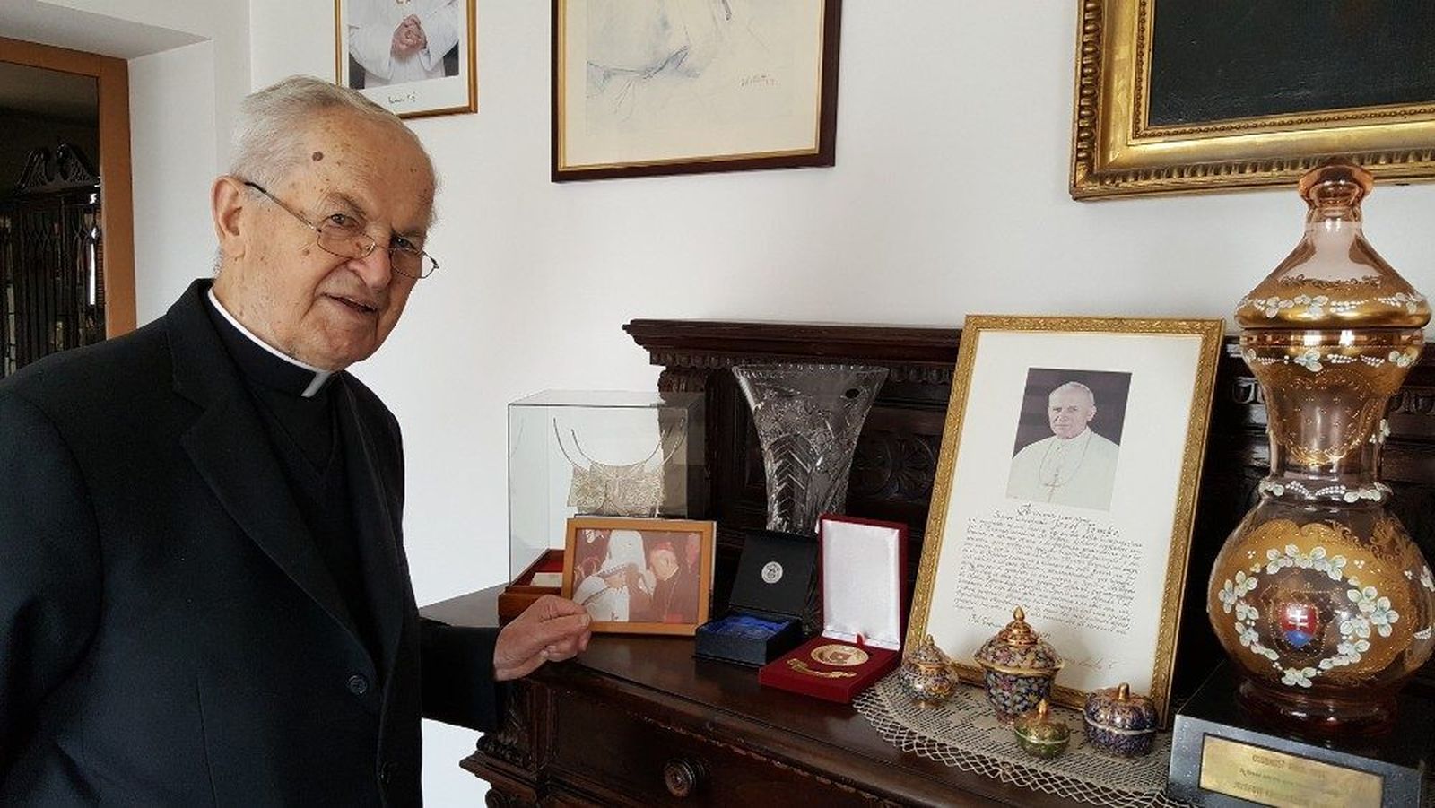 Fallece, a los 98 años, Jozef Tomko, el más anciano de los cardenales del mundo