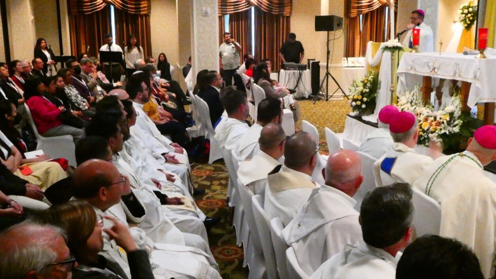 Misa Abertura Raíces y Alas