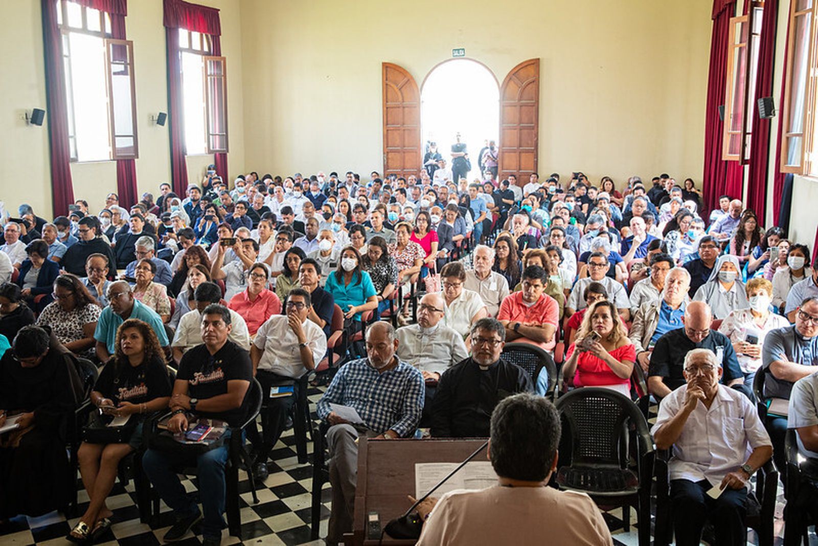 300 personas asistieron a la presentación del nuevo Plan Pastoral