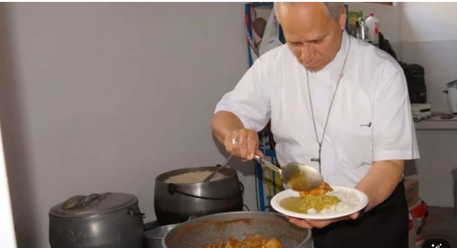 "Un Papa no se juzga por sus palabras, sino por transformar las estructuras de poder en servicio" (H.Küng)