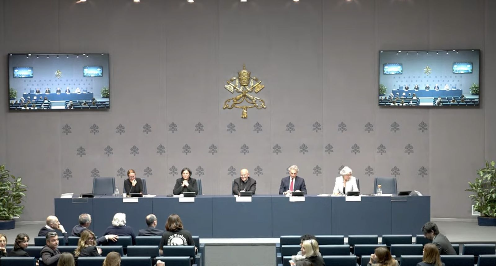 Presentación del proyecto en la Sala Stampa