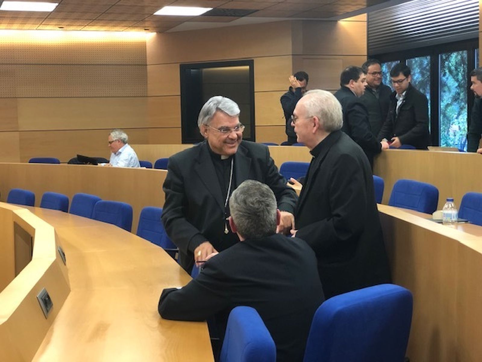 Semeraro y el cardenal Bocos