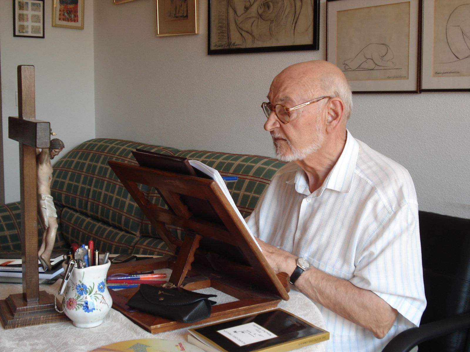 'Gritos de dolor y alegría', publicación póstuma de la poesía espiritual de Antonio L. Baeza