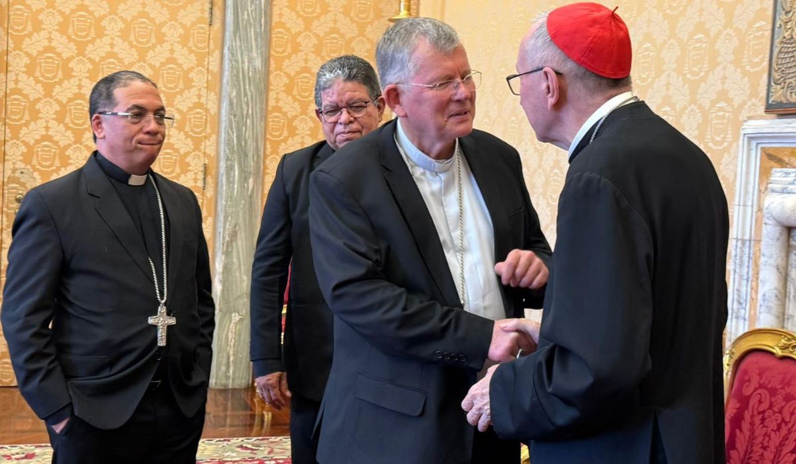Jaime Spengler saluda al Pietro Parolin