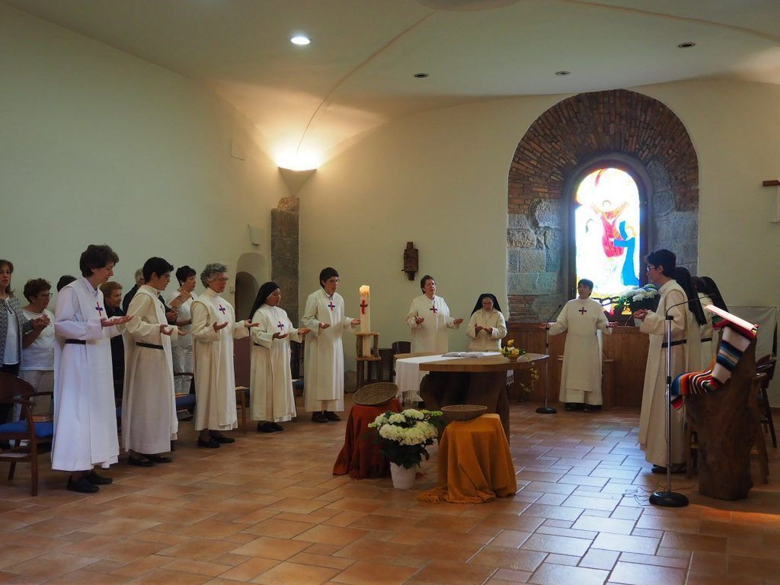 monasterio trinitarias suesa vida contemplativa monjas clausura