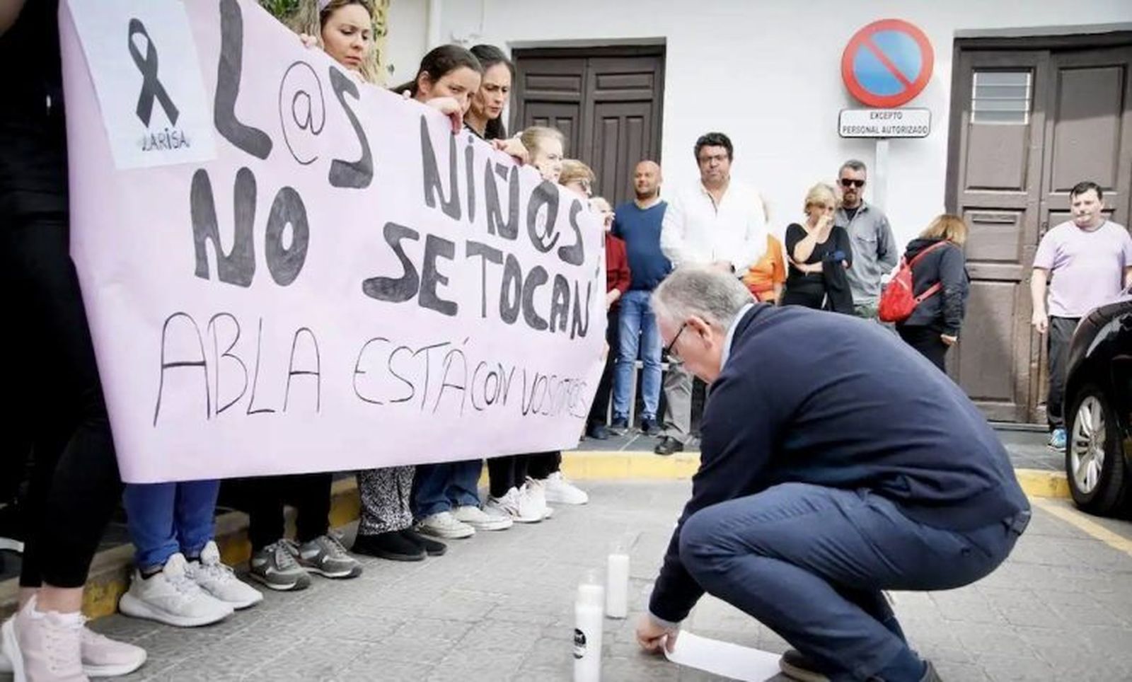 El obispo de Almería, en la concentración