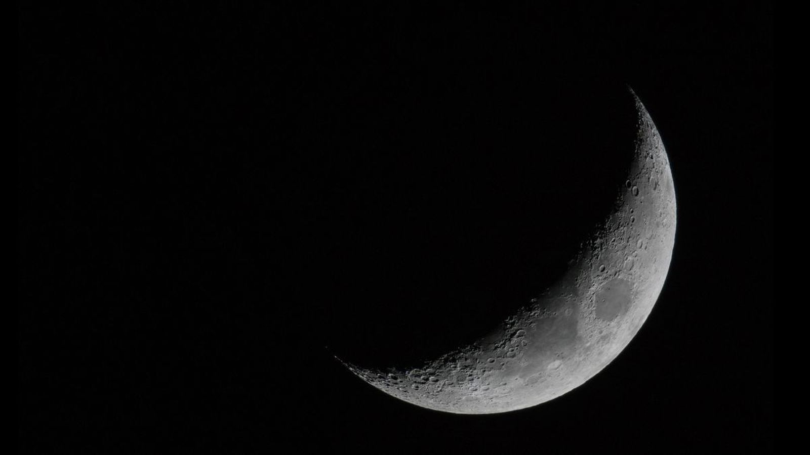 La llamo Luna, porque no puedo decir su nombre