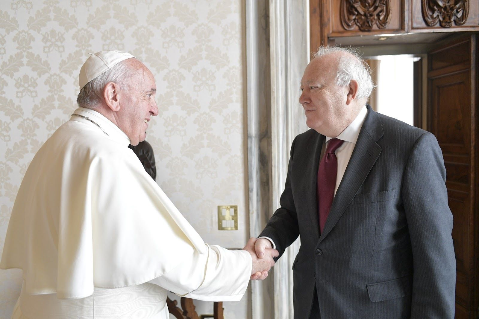 El Papa Francisco y Moratinos