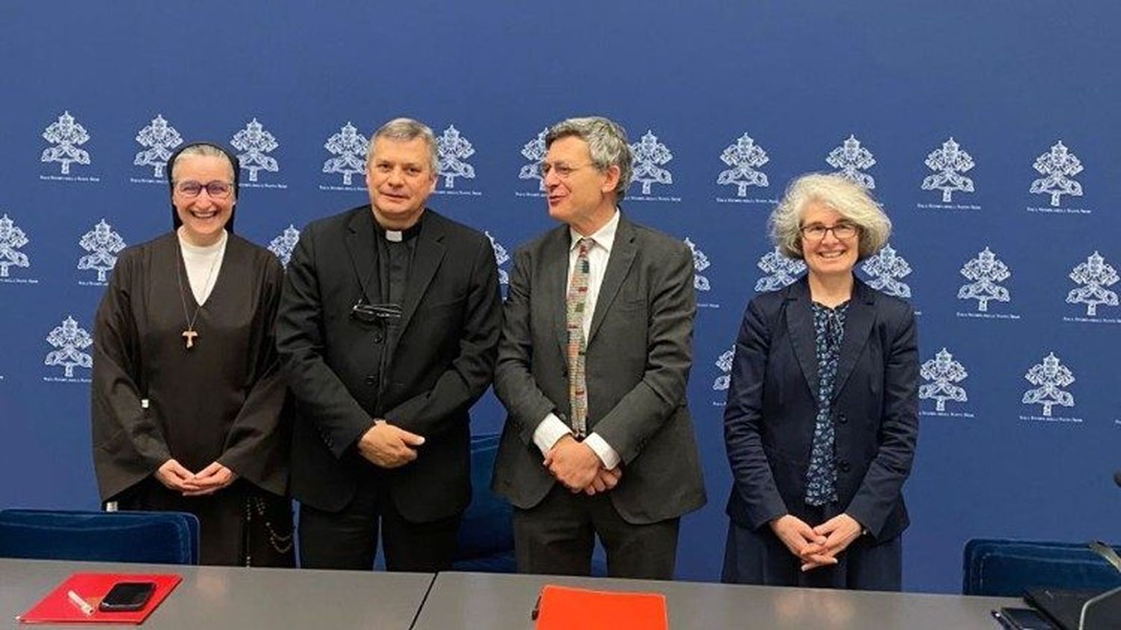 Ruffini (segundo por la derecha)