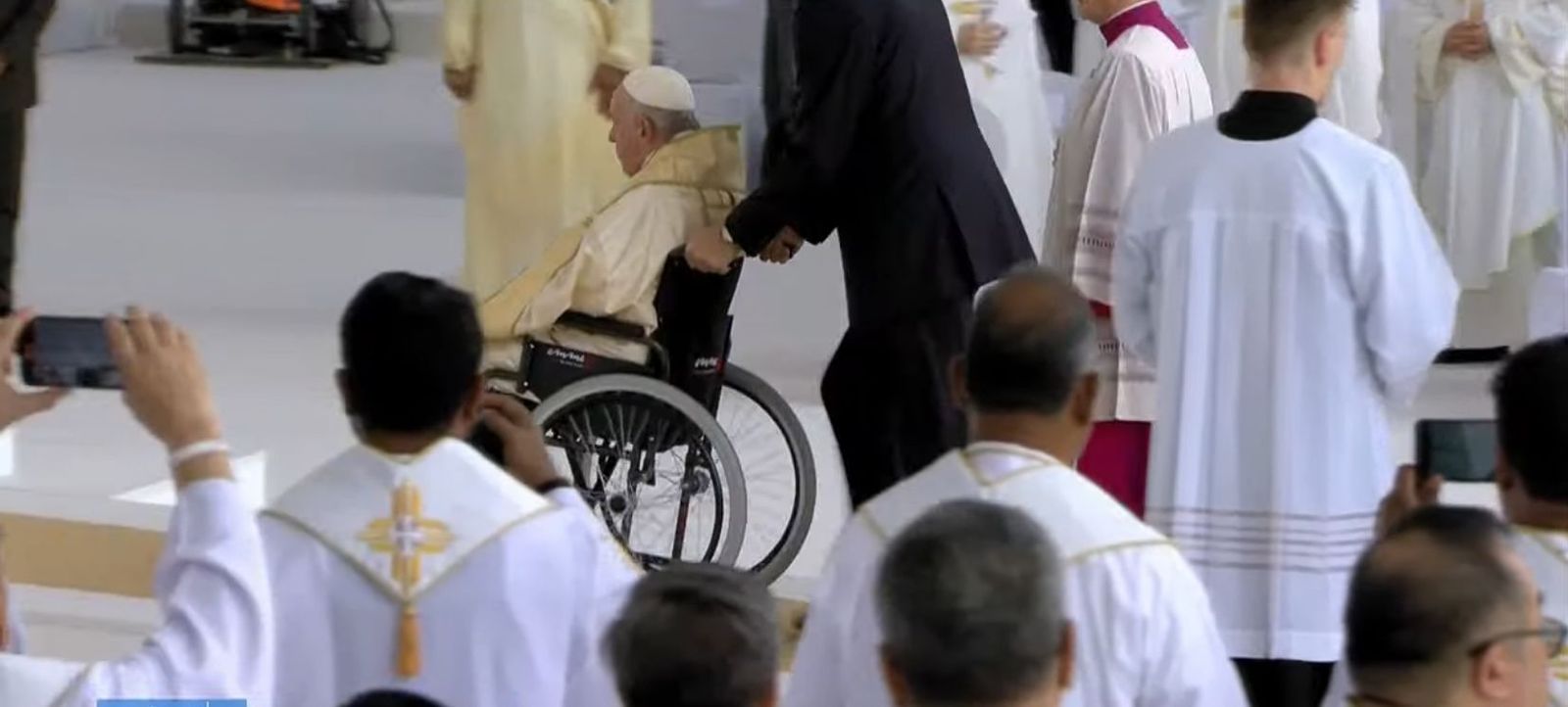 Papa en silla de ruedas