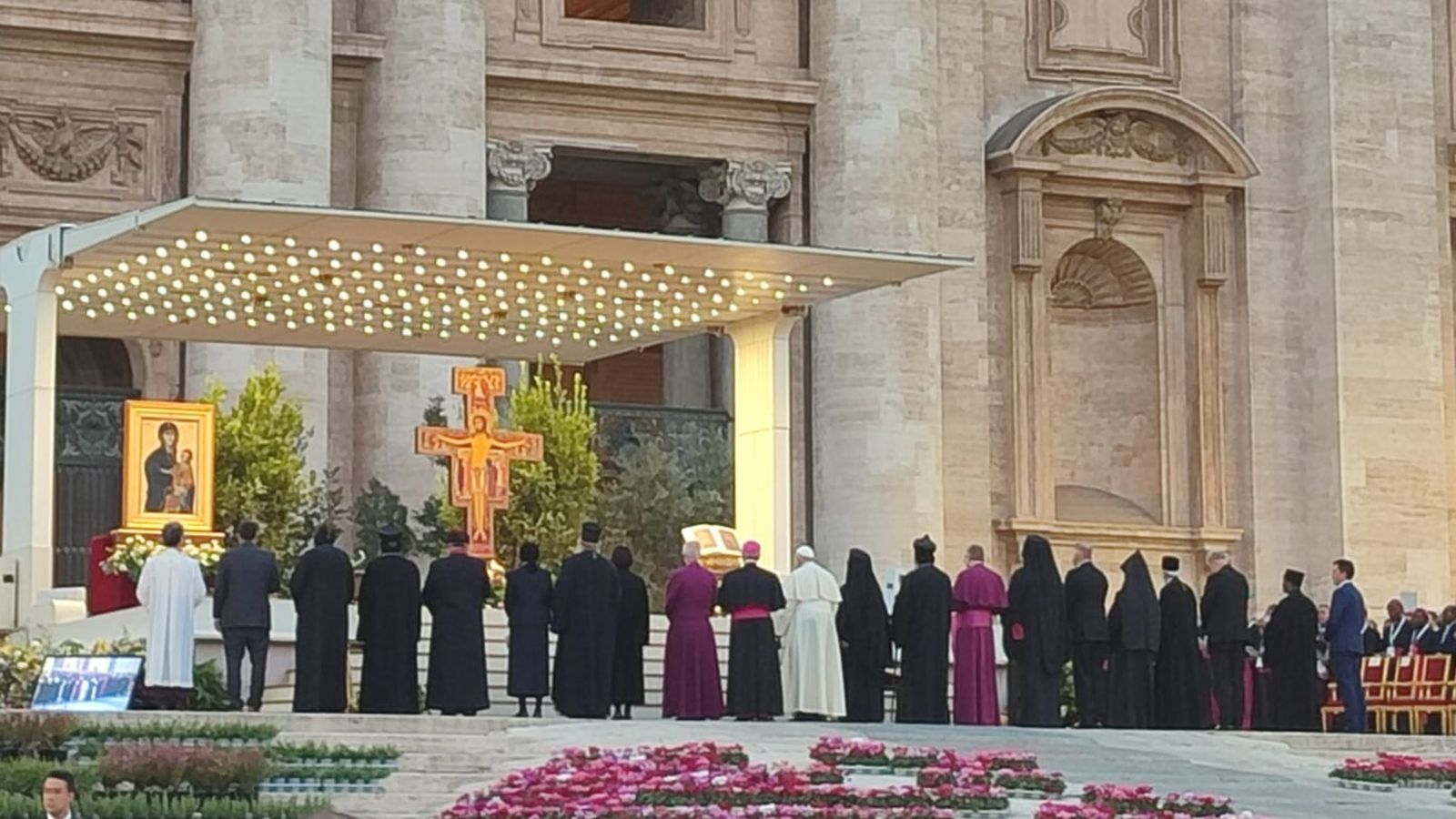 Juntos, los cristianos, encomiendan al Espíritu un Sínodo para un nuevo modo de ser Iglesia