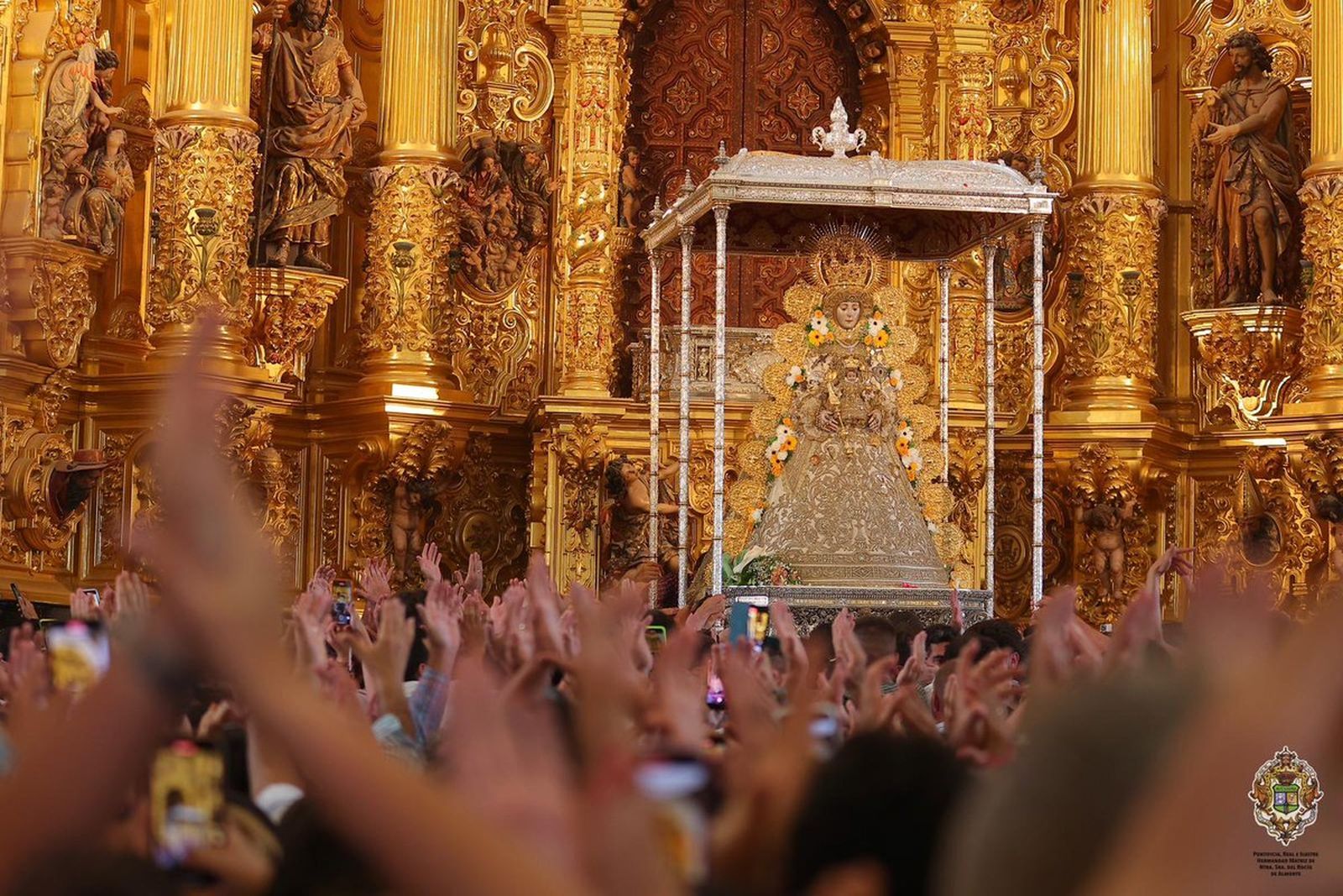 La Virgen del Rocío regresa a su ermita