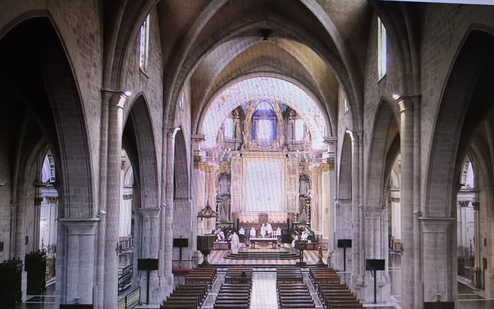 Misa a puertas cerradas