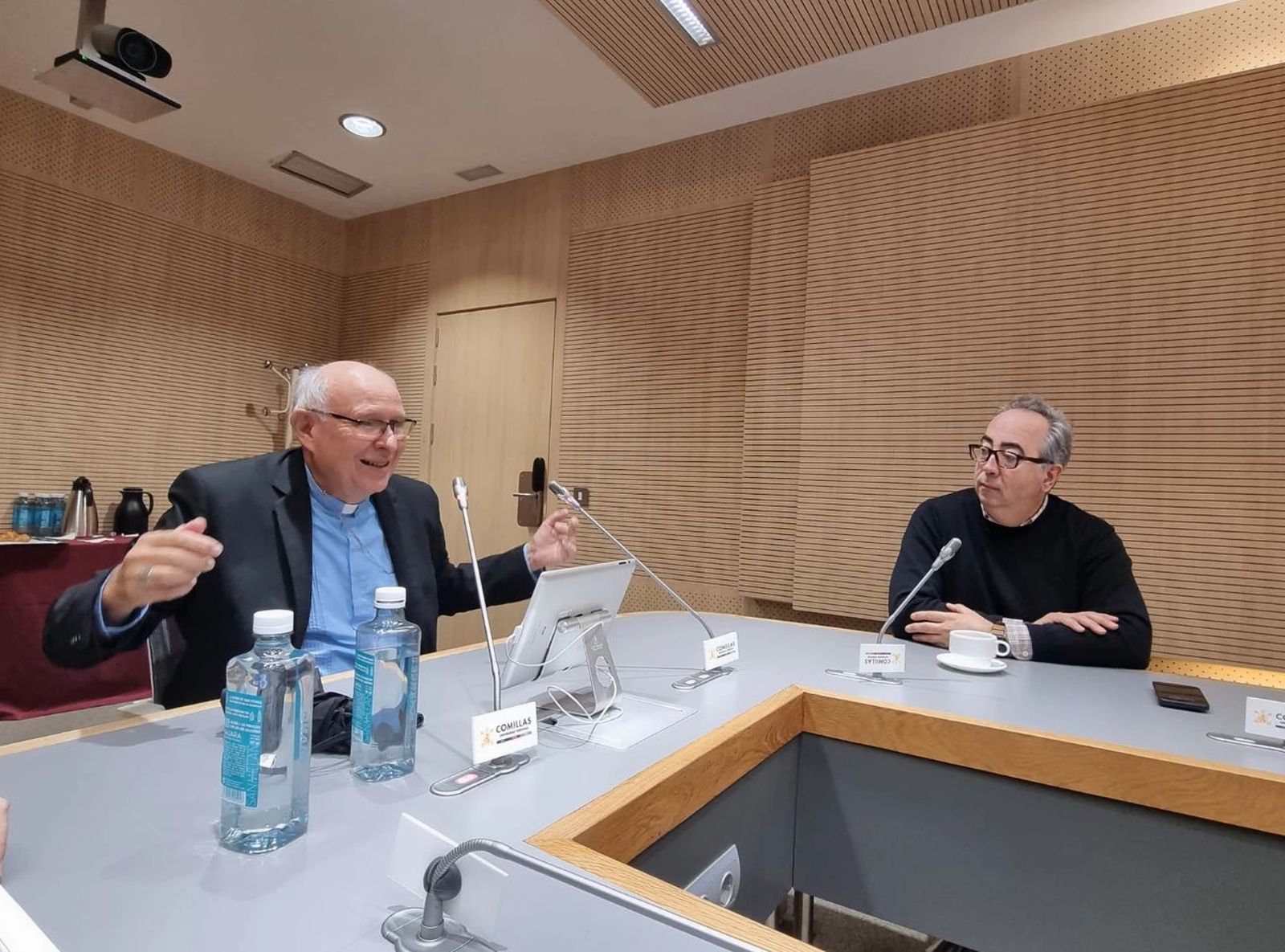 Monseñor Biord en la facultad de Teología de Comillas