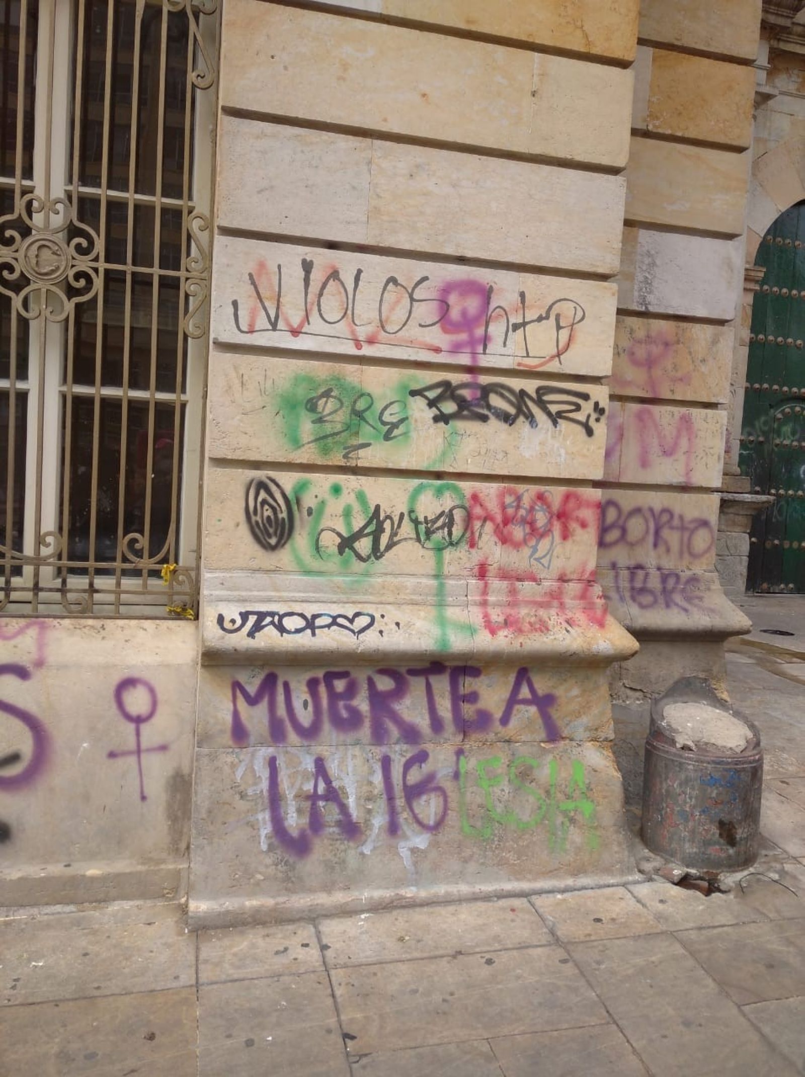 GRAFITTIS 7 DEL 8M 2021