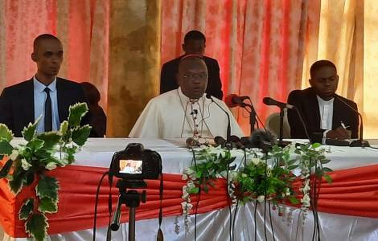 Cardenal Fridolin Ambongo denuncia la situación de la República Democrática del Congo