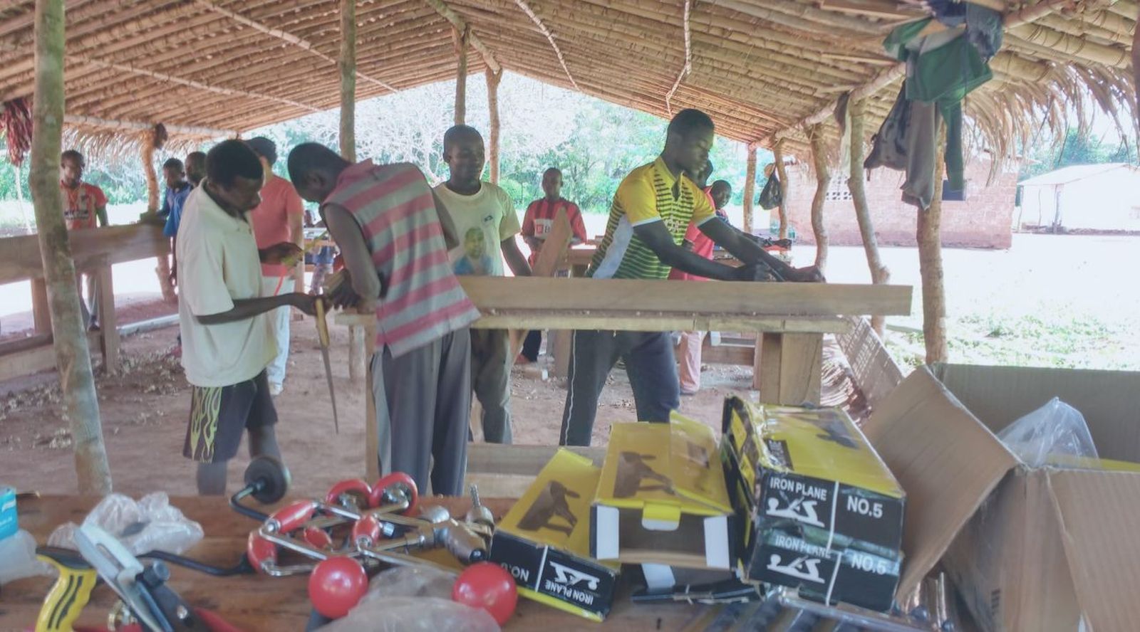 Taller de carpintería en Bangassou
