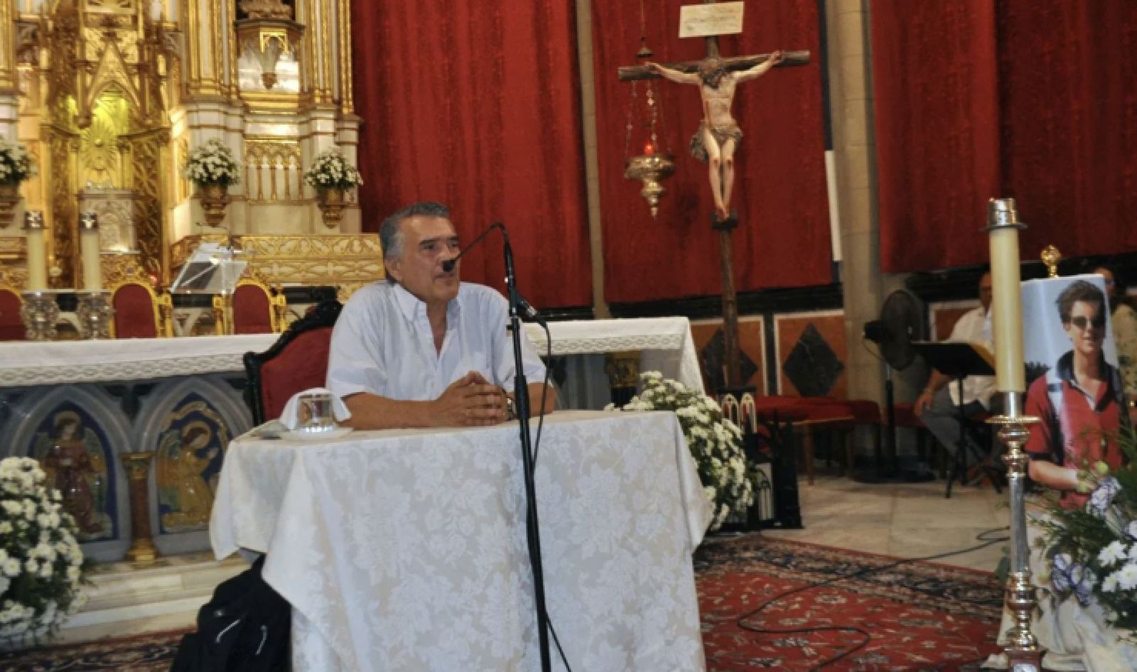 El salvadoreño Carlos Leret