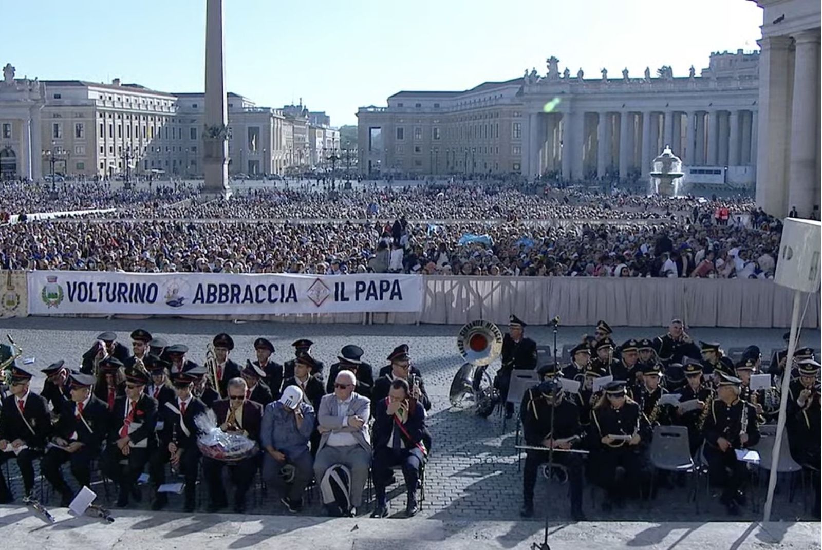 Fieles en la plaza de san Pedro para la audiencia general del Papa