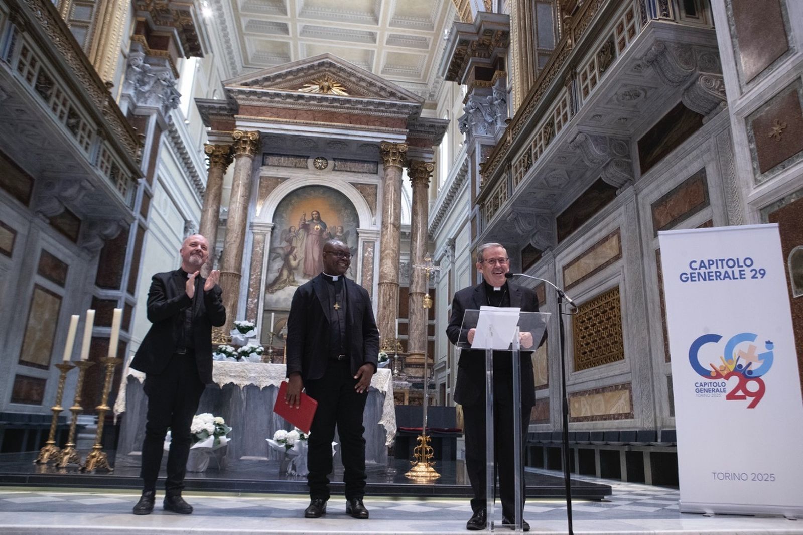 Clausura en Roma del CG29 Salesianos