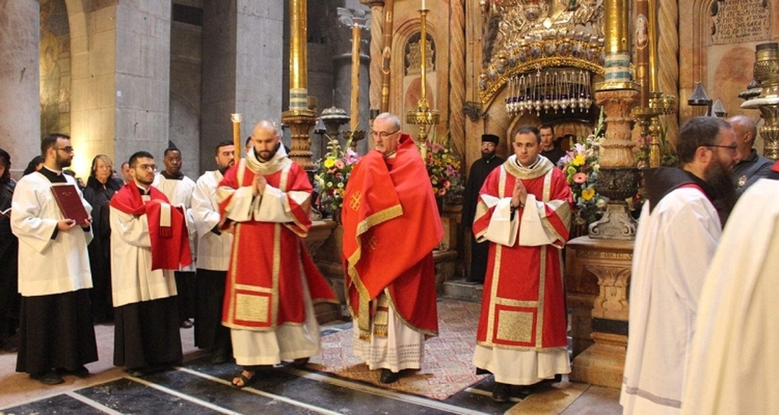 Ceremonia en el Santo Sepulcro